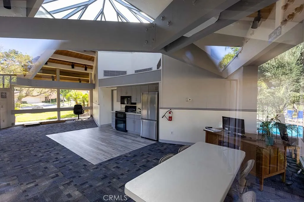 407 Thunderbird Court, Fullerton, California 92835 home-pic-40